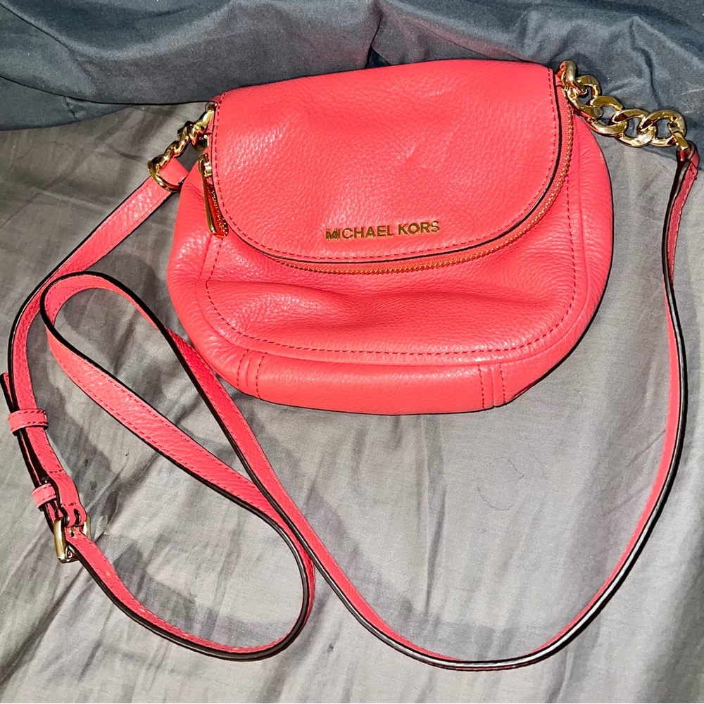 Coral Michael kors crossbody